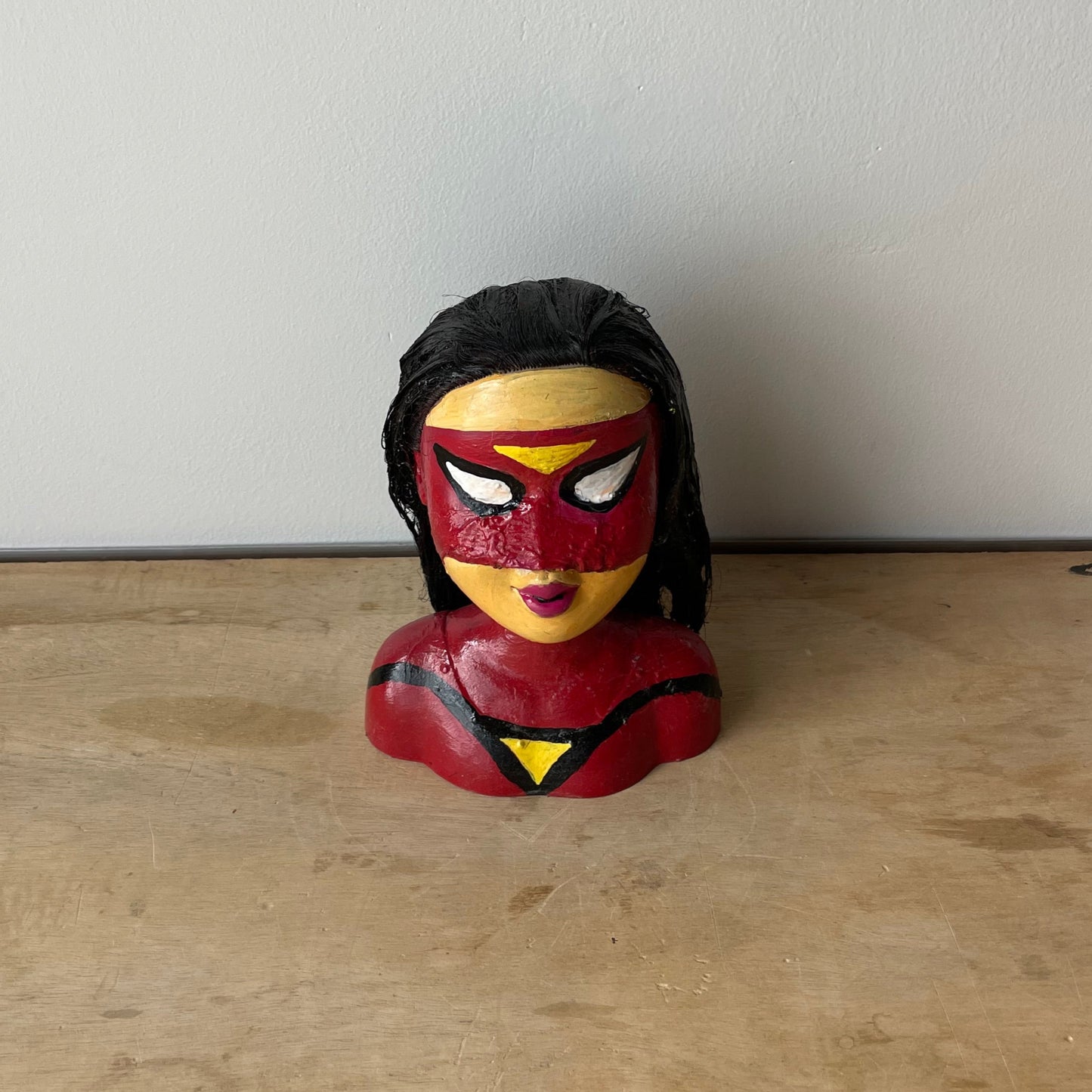 Noseless Woman
